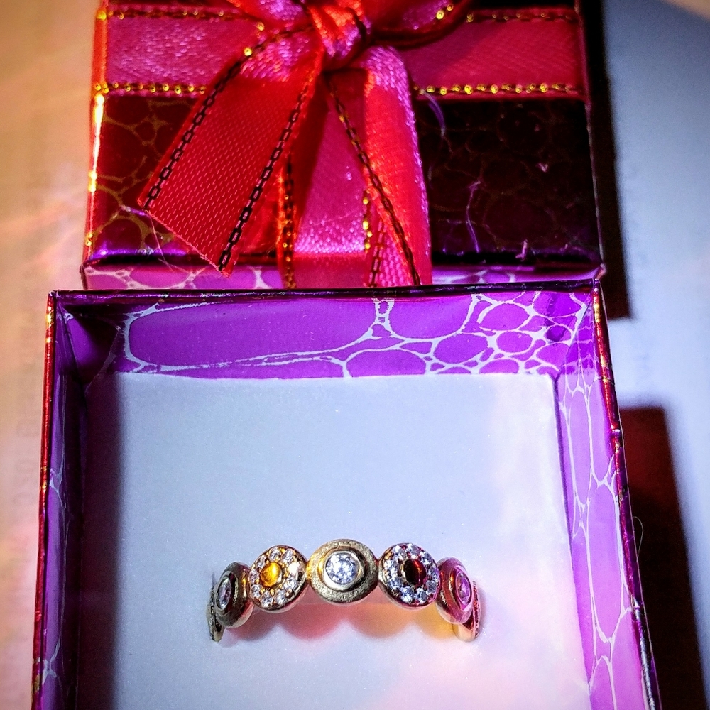 UNIQUE DESIGN ETERNITY BAND, Size 9